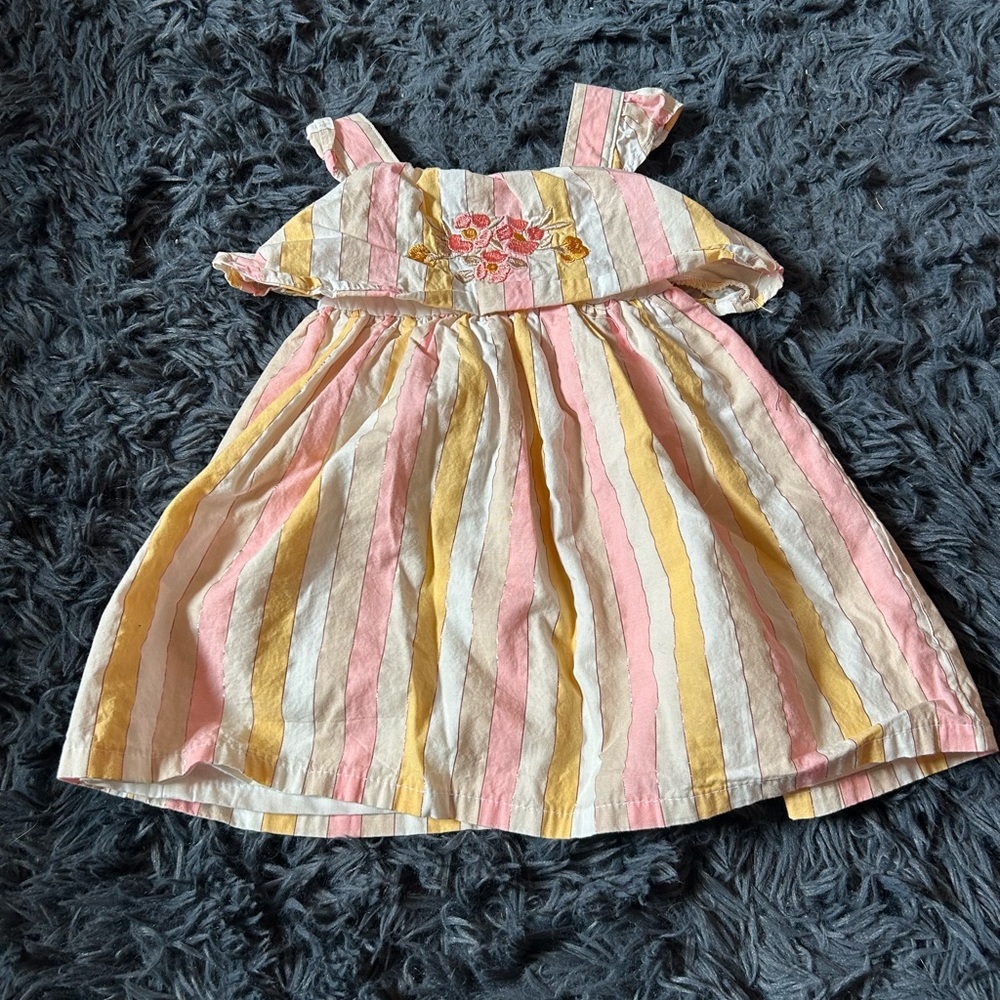 Daisy Fuentes Pink and Yellow Pleated Sundress Sleeveless Square Neck